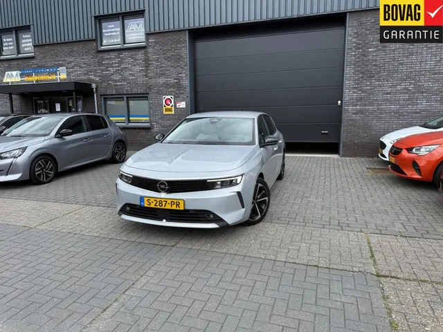 Opel Astra 1.2 Level 3 130PK 2023