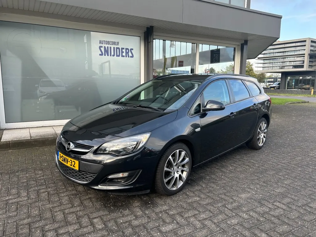 Opel Astra 1.4 Turbo Sport Automaat 2013