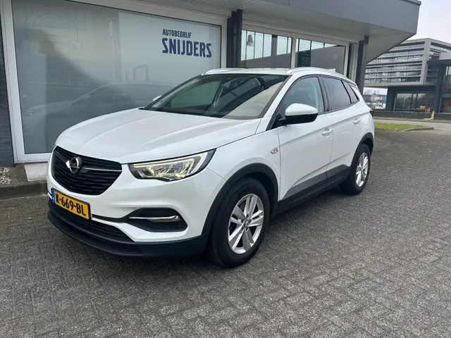 Opel Grandland X 1.2 Turbo Business Edition 2020