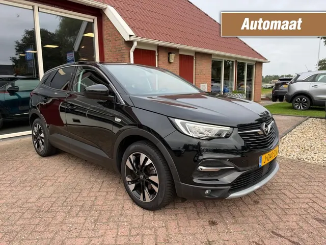 Opel Grandland X 1.2 Turbo Innovation 2020