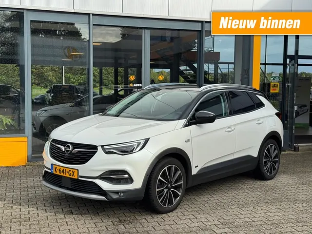 Opel Grandland X 1.6 Turbo Hybride 2020