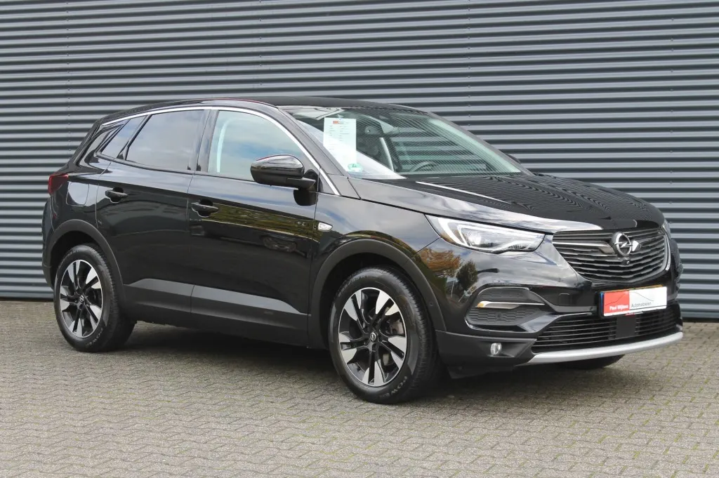Opel Grandland X 1.2 Turbo Business Elegance 360° 2021
