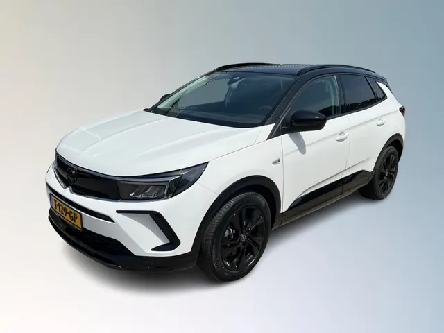 Opel Grandland 1.6 Turbohy Level 4 2023