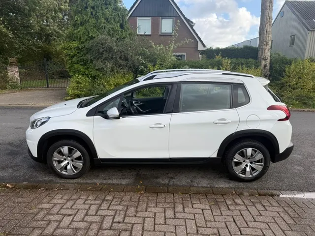 Peugeot 2008 Pure Tech Active Automaat * 2017
