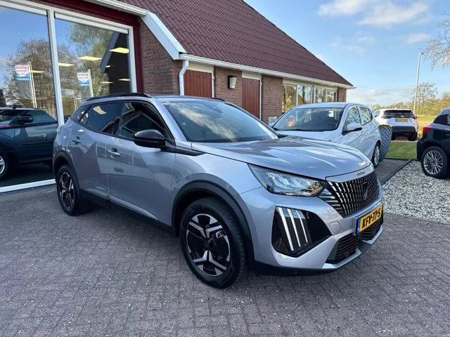 Peugeot 2008 1.2 Puretech Allure 2025