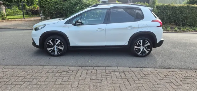 Peugeot 2008 1.2 Pure Tech GT Line* 2017