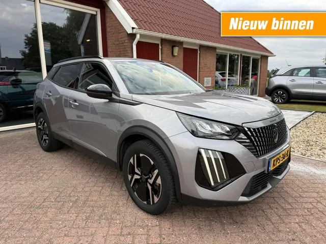 Peugeot 2008 1.2 Hybrid 136 GT 360° 2025
