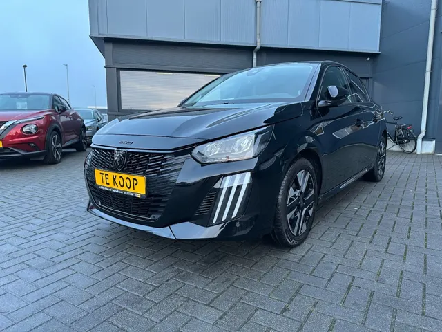 Peugeot 208 1.2 PureTech Aut.100 Allure 2024