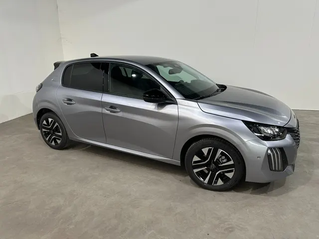 Peugeot 208 1.2 Hybrid 2025