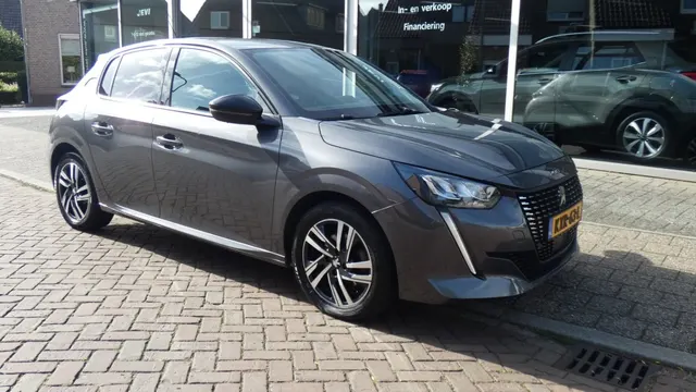 Peugeot 208 1.2 Pure-Tech Active 2024