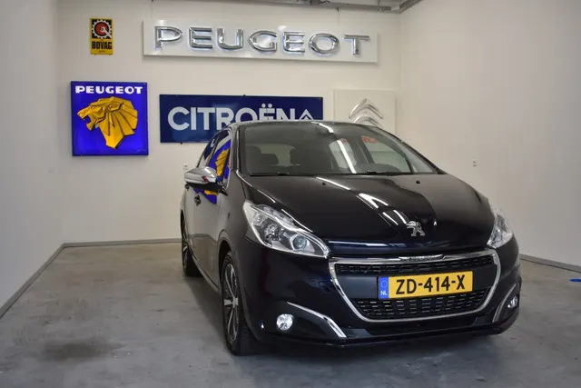 Peugeot 208 1.2 PureTech Automaat Allure 110 Pk 2019