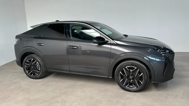 Peugeot 3008 GT 1.2 Hybrid 2025