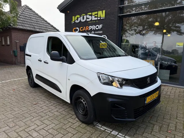 Peugeot Partner 1.2 Pt. Premium 2021