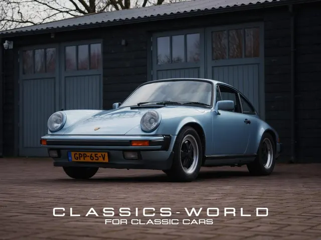 Porsche 911 3.0 Sc - Coupe Hell blue Metallic 1981