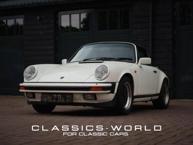 Porsche 911 3.2L - Targa - Grandprixweiss - Just Arrived! 1983