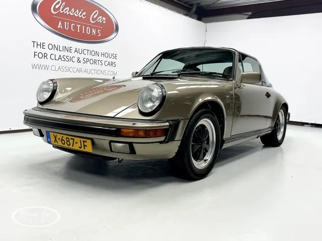Porsche 911 Sc Targa - Online Auction 1982