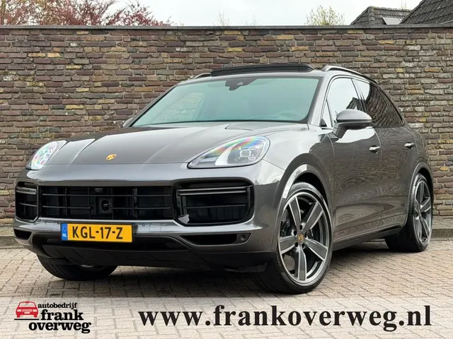 Porsche Cayenne 4.0 Turbo S E-Hybrid Achteras sturing Head Up 2022