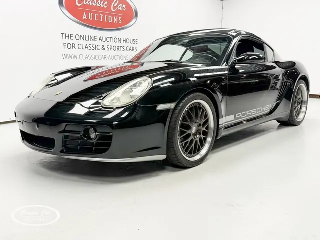 Porsche Cayman S - Online Auction 2006