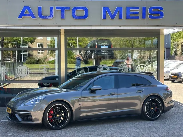 Porsche Panamera Sport Turismo 4.0 Turbo 2017