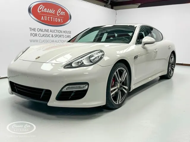 Porsche Panamera 3.6 - 96057 Km - Online Auction 2010