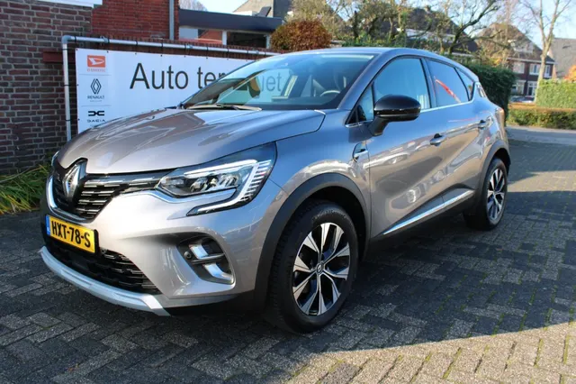 Renault Captur TCe 90 Techno groot scherm 2024