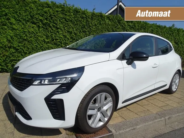 Renault Clio 1.6 E-Tech Full Hybride 2024