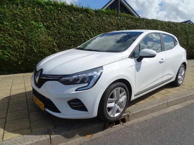 Renault Clio 1.0 Tce Intens-Media 2022