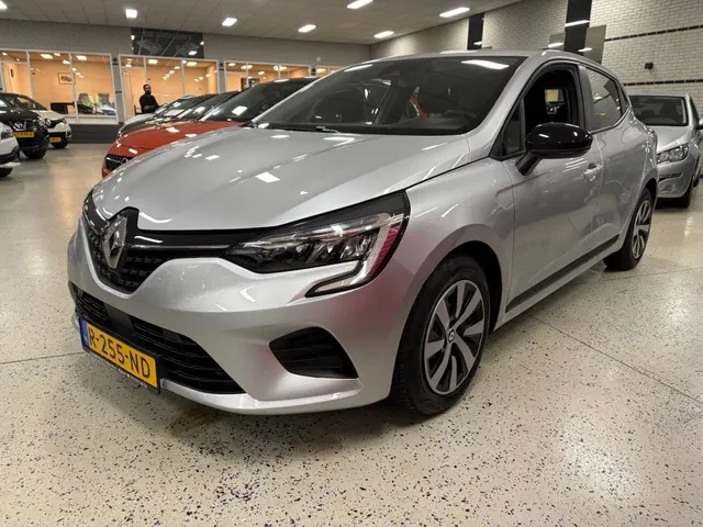 Renault Clio 1.6 Et H 145 Equil. Multimedia 2022