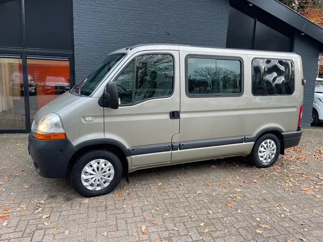 Renault Master invalide rolstoel uitvoering 2009