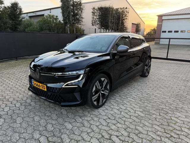 Renault Megane Ev60 Iconic 2023