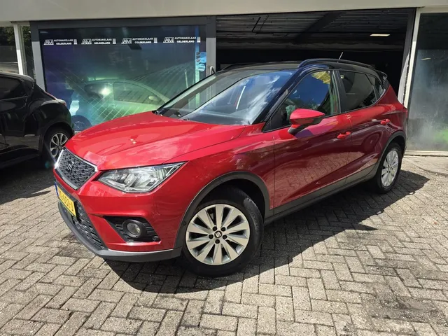 SEAT Arona 1.0 TSI Style Business Intense 3 2019