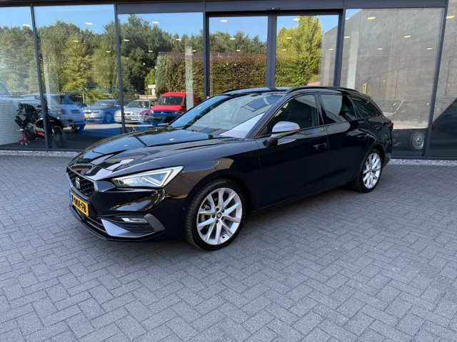 SEAT Leon Sportstourer 1.5 eTSI Fr 2020