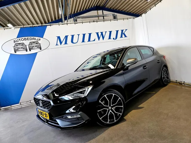SEAT Leon 1.0 eTSI Fr Business Intense 2022