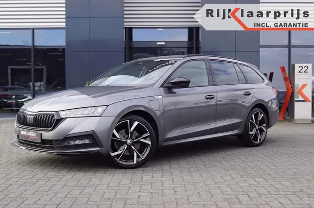 Škoda Octavia Combi 1.4 TSI iV 204pk Sportline 2022
