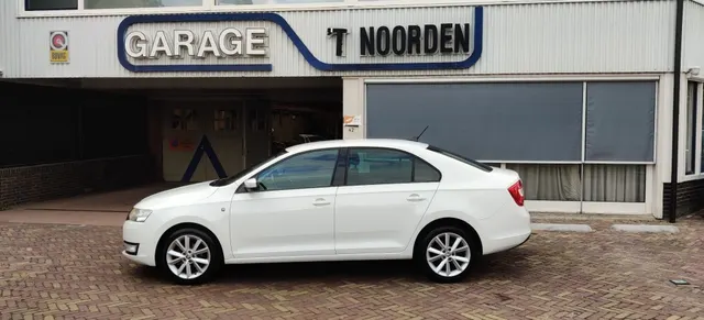 Škoda Rapid 1.2 TSI Greentech Elegance Business 2013