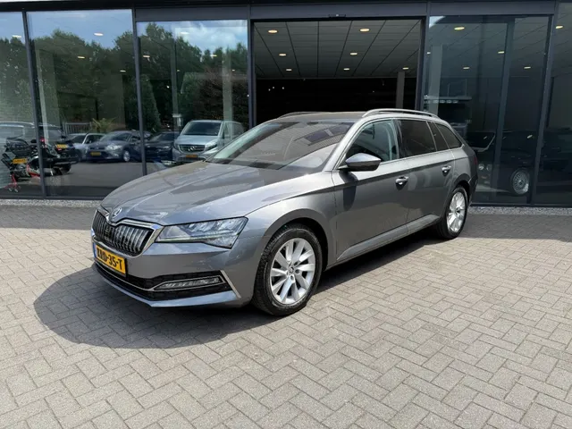 Škoda Superb Combi 1.4 TSI Iv Ed. Plus 2022