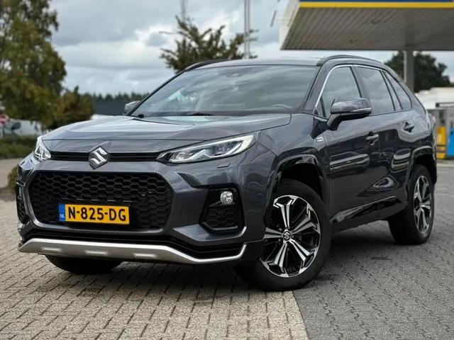 Suzuki Across 2.5 Plug-In Style 2021