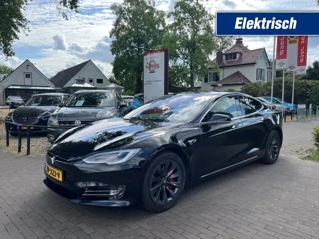 Tesla Model S 100D 2018