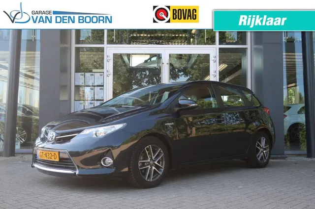 Toyota Auris 1.8 VVT-i Hybrid 2015