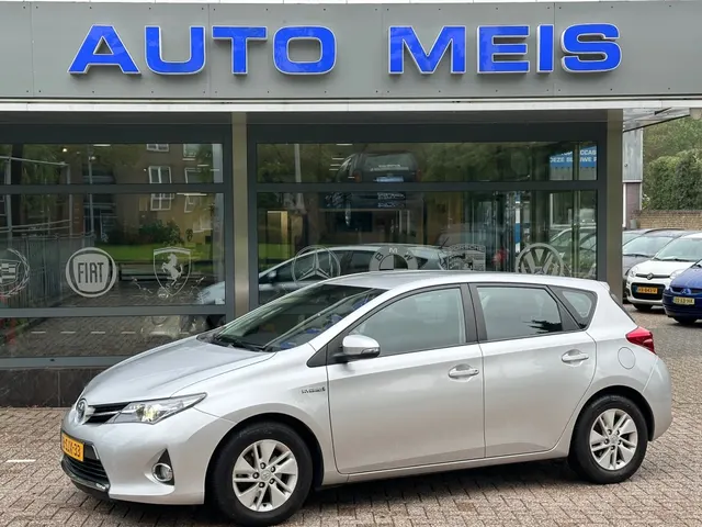 Toyota Auris 1.8 Hybrid Aspiration Automaat 2013