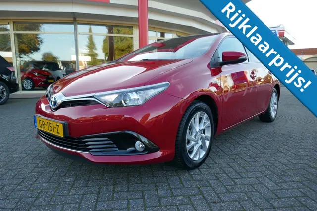 Toyota Auris 1.8 Hybrid Dynamic Automaat 2015