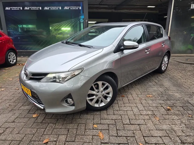 Toyota Auris 1.3 Now 3 2014