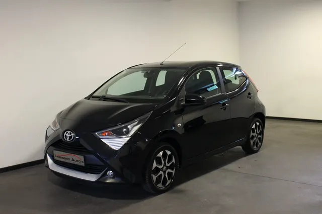 Toyota Aygo VVT-i X-Play 2019