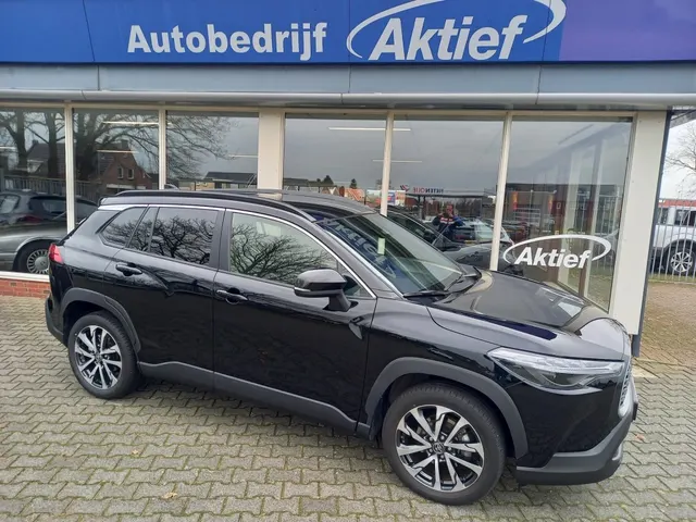 Toyota Corolla Cross 1.8 Hybrid Style dode hoek detectie 2025