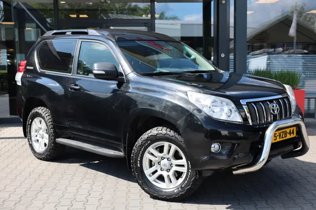 Toyota Landcruiser 150 3.0 D-4D 3DRS Lx A 2014