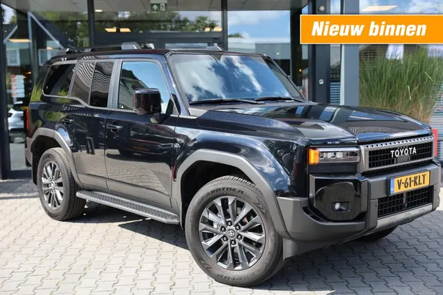 Toyota Landcruiser 250 2.8 D-4D 5DRS Professional 2024