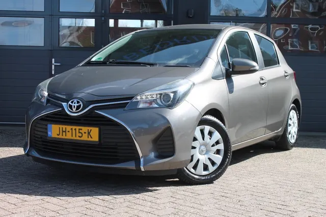 Toyota Yaris 1.3 VVT-I Aspiration 2016