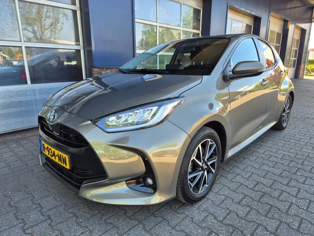 Toyota Yaris 1.5 Hybrid Dynamic 2021
