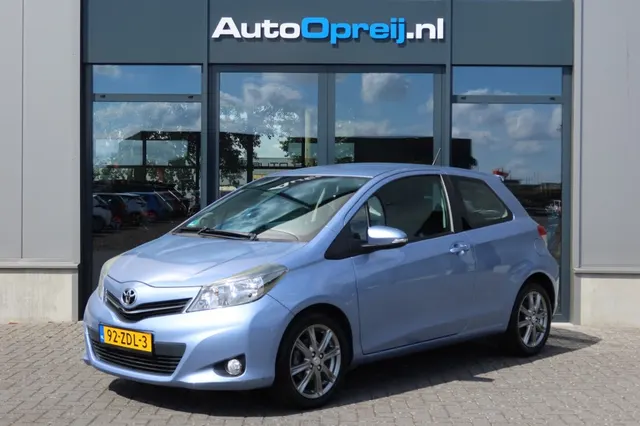 Toyota Yaris 1.3 VVT-i Dynamic Automaat 2012
