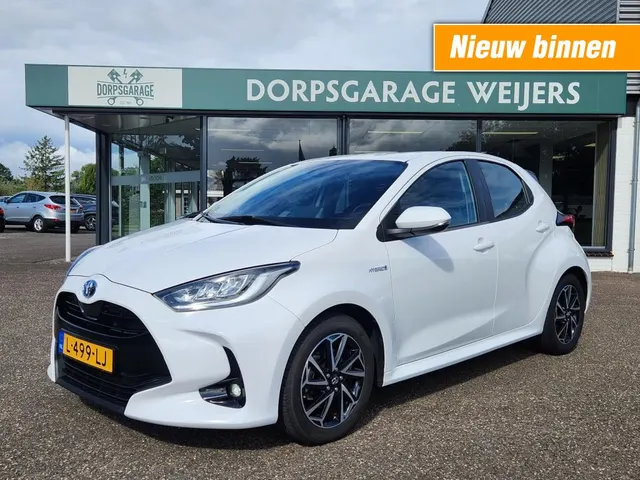 Toyota Yaris 1.5 Hybrid 2021